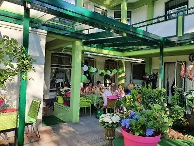 Hotel Schifferkrug & Weinstube