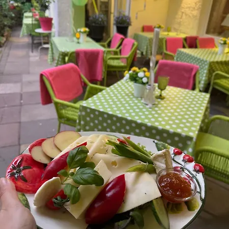 Schifferkrug & Weinstube 3* 첼레